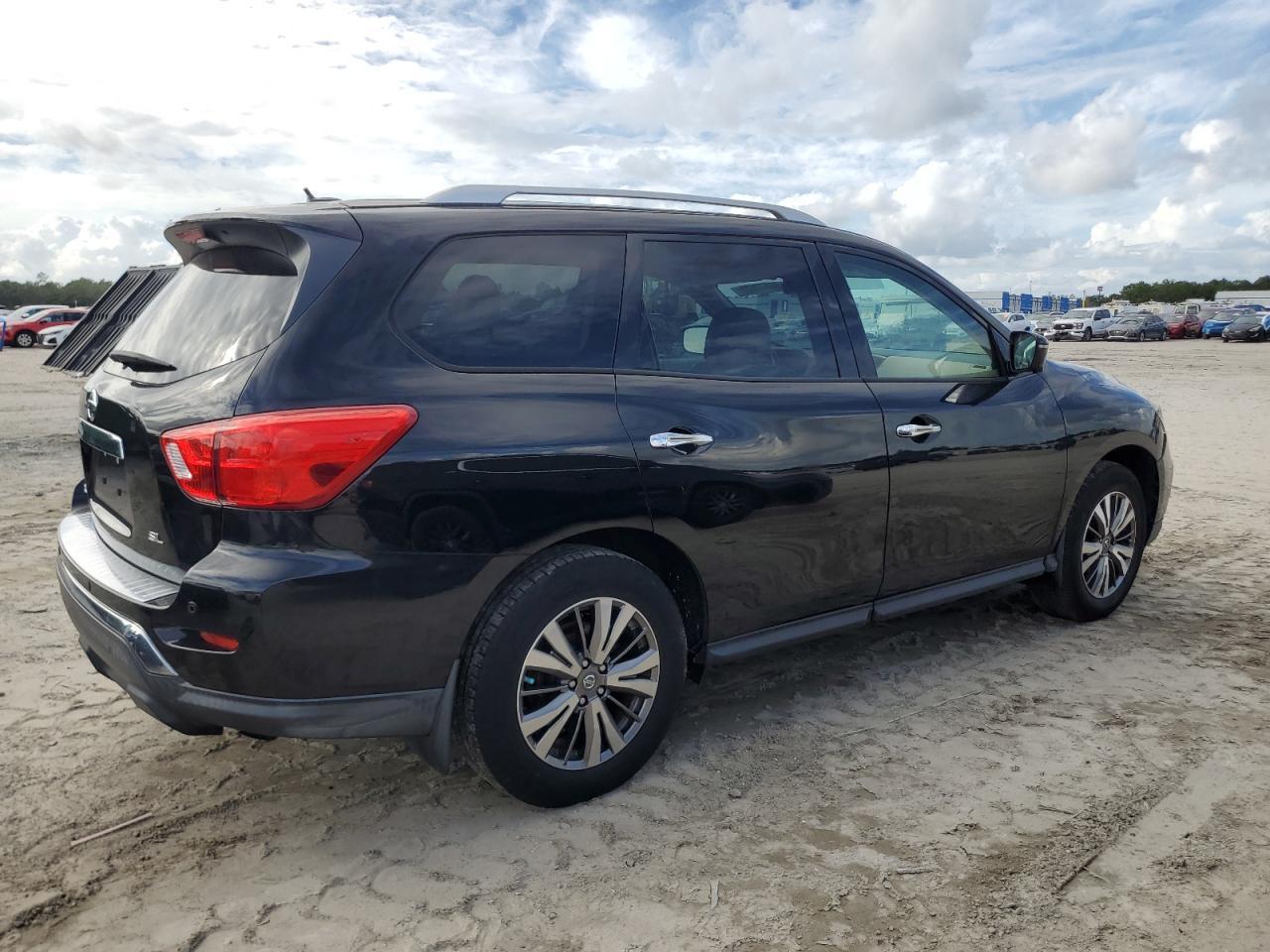 2018 NISSAN PATHFINDER