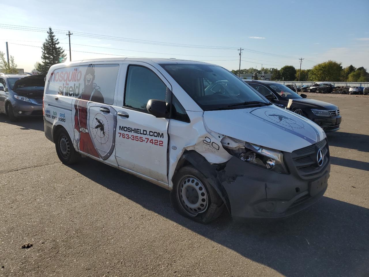 2022 MERCEDES-BENZ METRIS