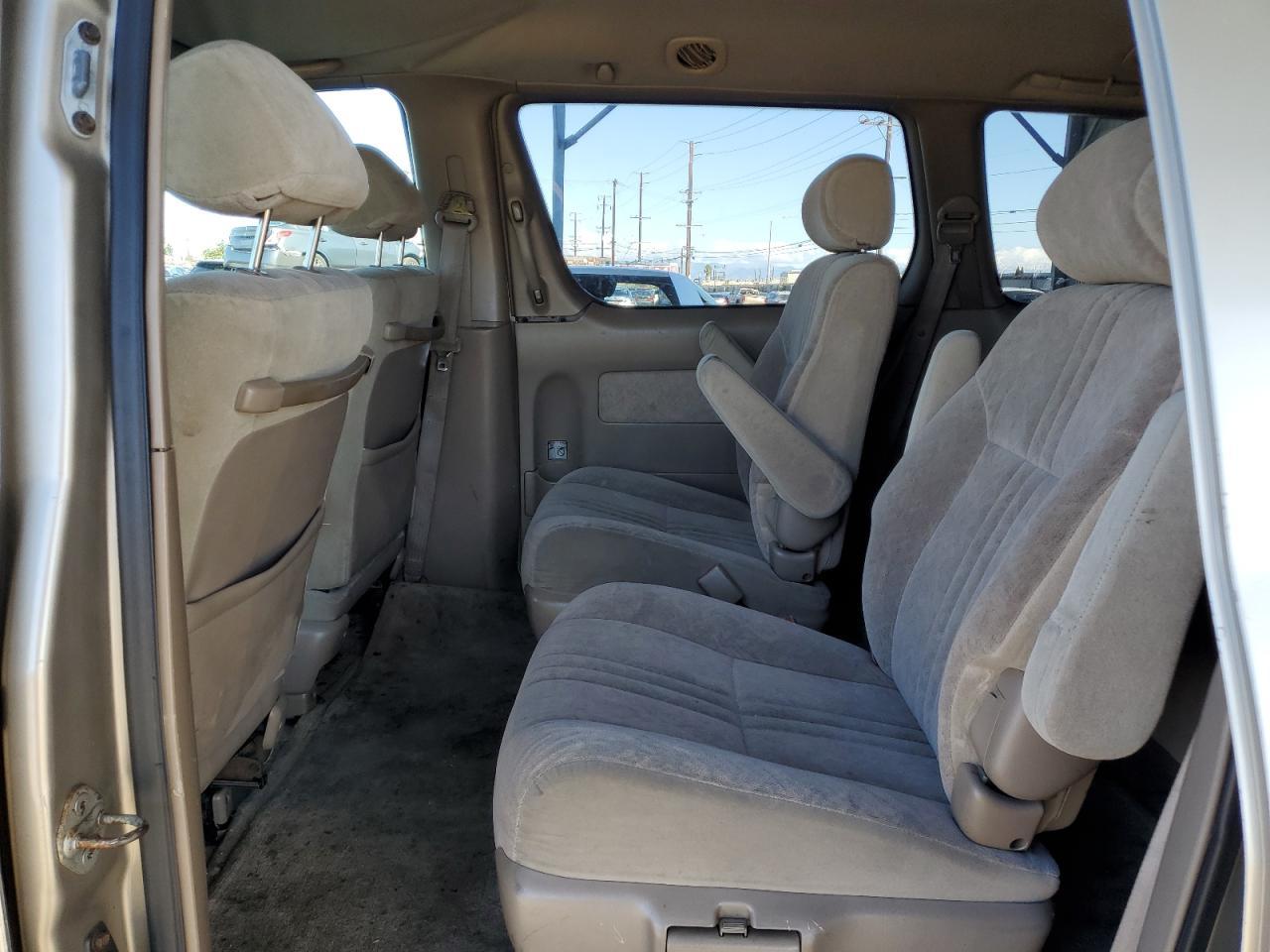 2000 TOYOTA SIENNA