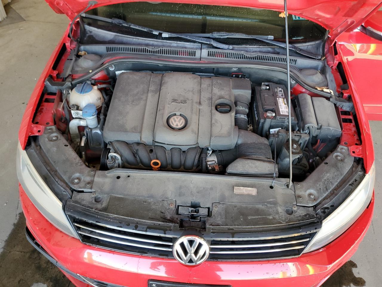 2013 VOLKSWAGEN JETTA