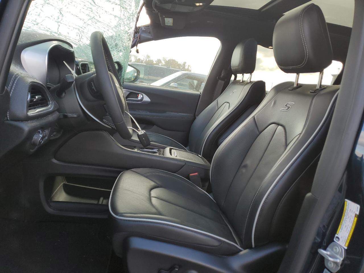 2025 CHRYSLER Pacifica