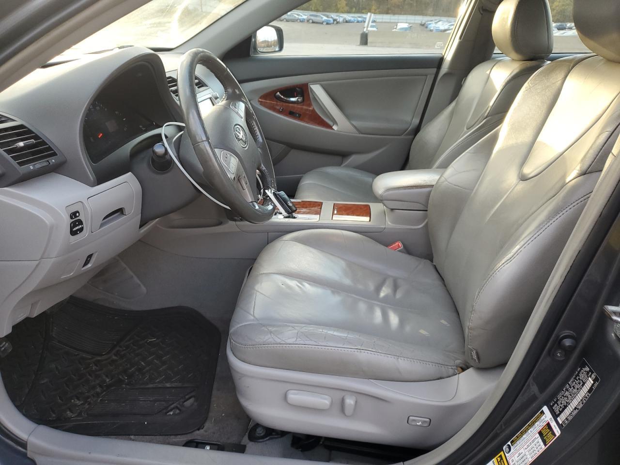 2011 TOYOTA CAMRY