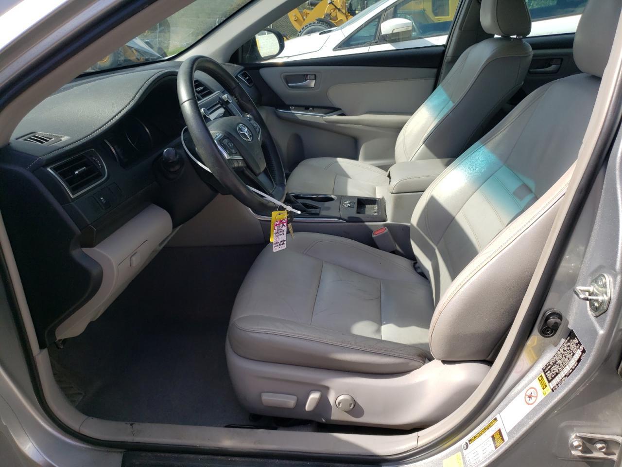2016 TOYOTA CAMRY