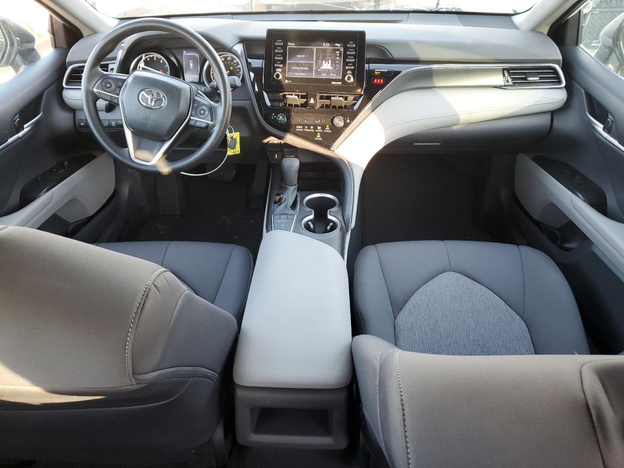2024 TOYOTA CAMRY