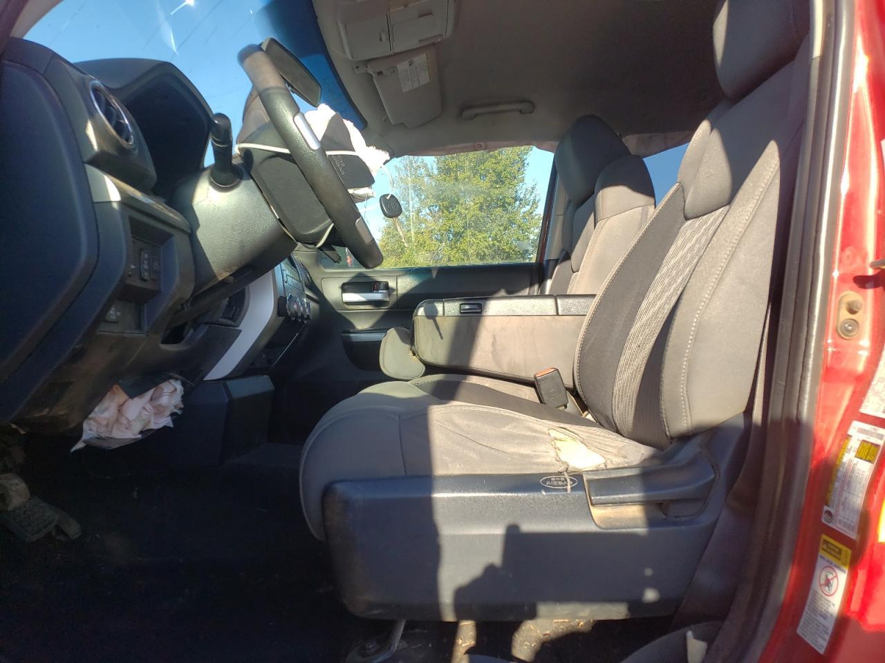 2017 TOYOTA TUNDRA