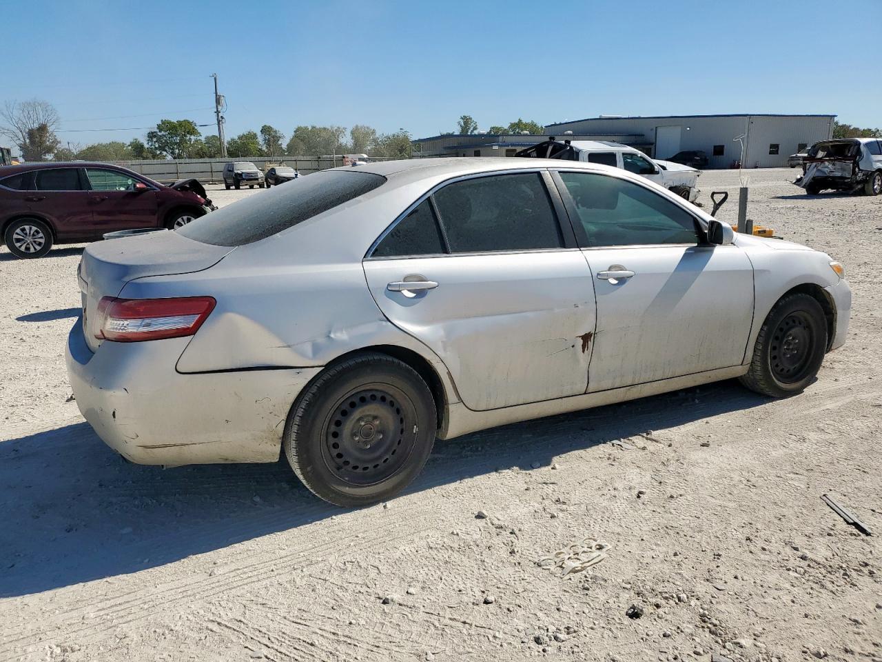 2011 TOYOTA CAMRY
