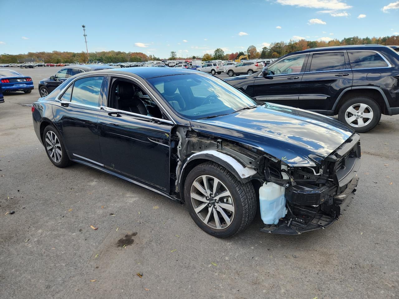 2018 LINCOLN Continental