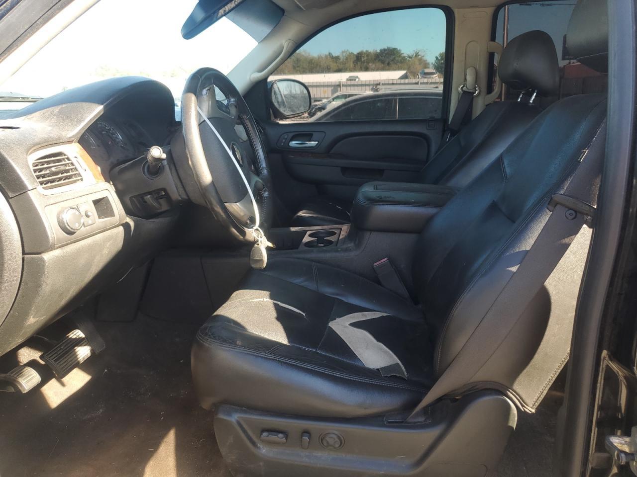 2010 CHEVROLET Tahoe