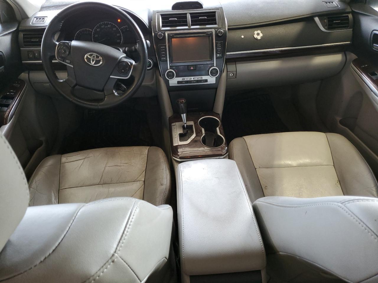 2014 TOYOTA CAMRY