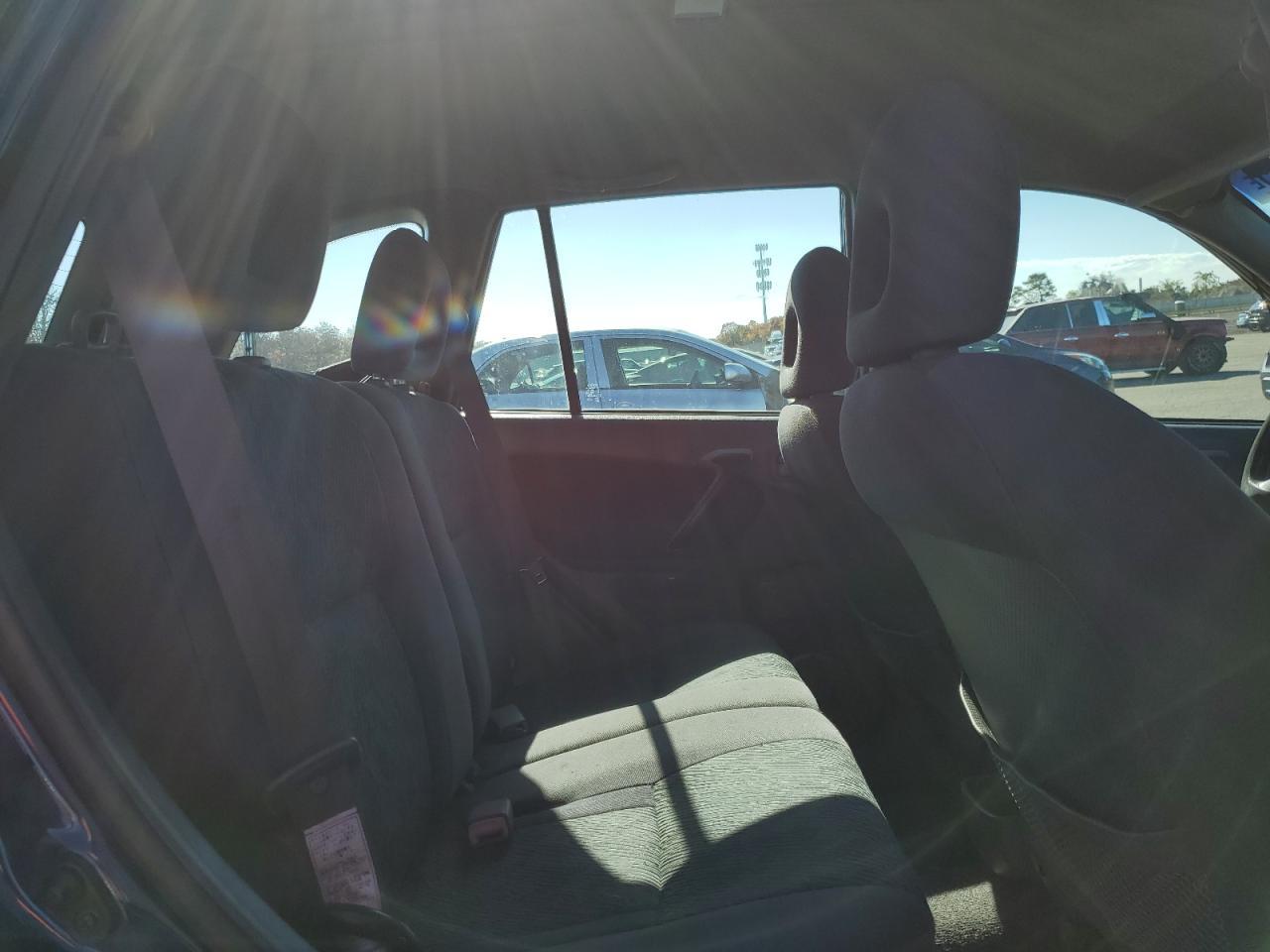2003 TOYOTA RAV4