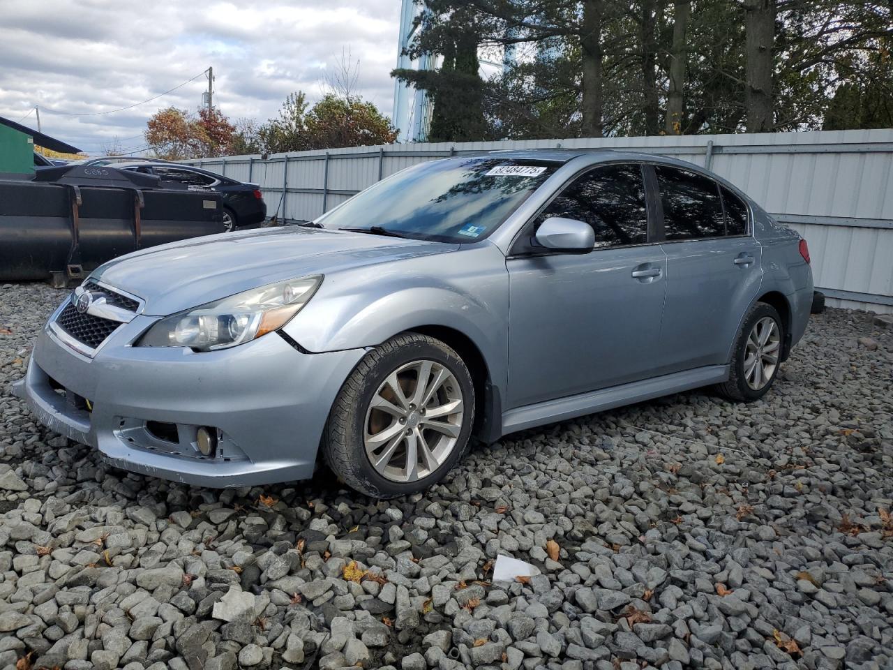 2013 SUBARU Legacy