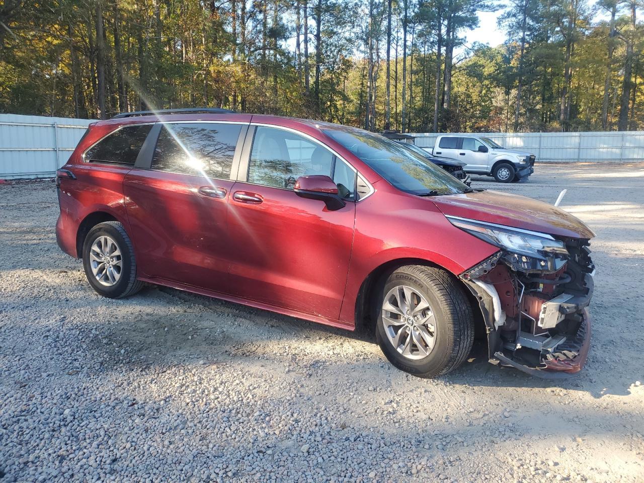 2022 TOYOTA SIENNA