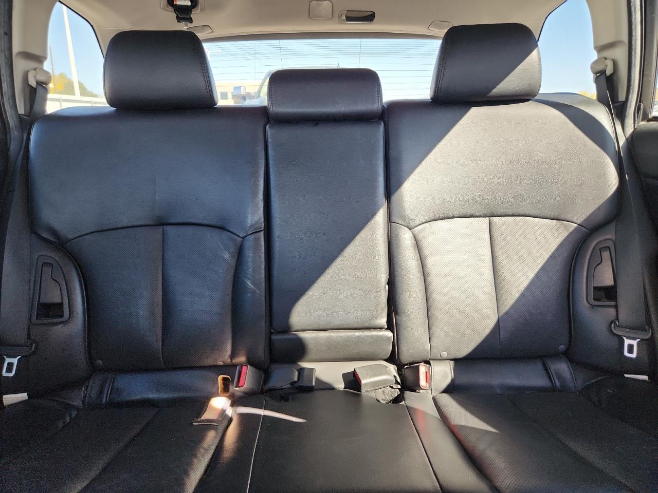 2014 SUBARU Outback