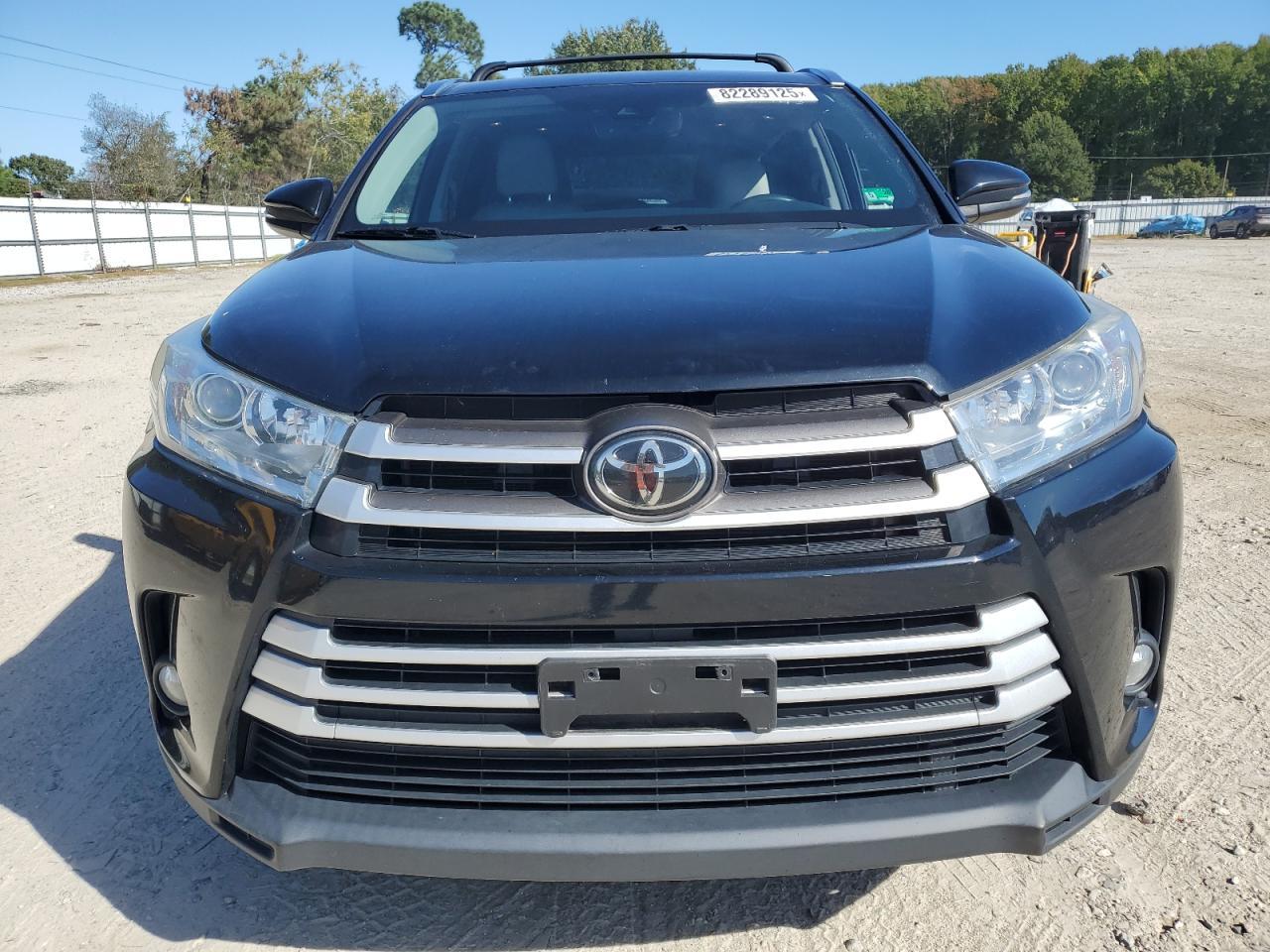 2018 TOYOTA HIGHLANDER