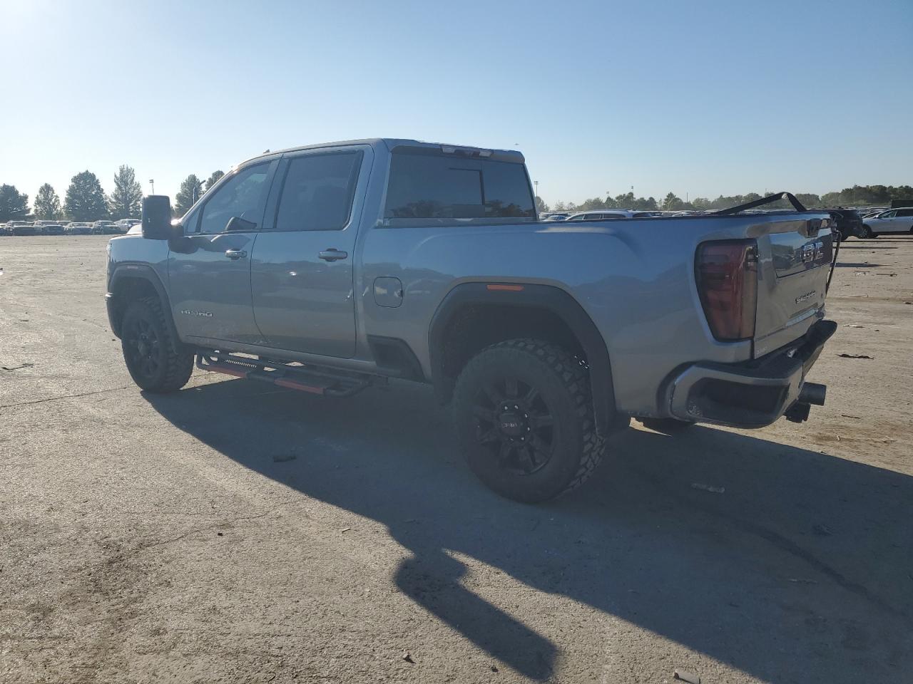 2024 GMC Sierra