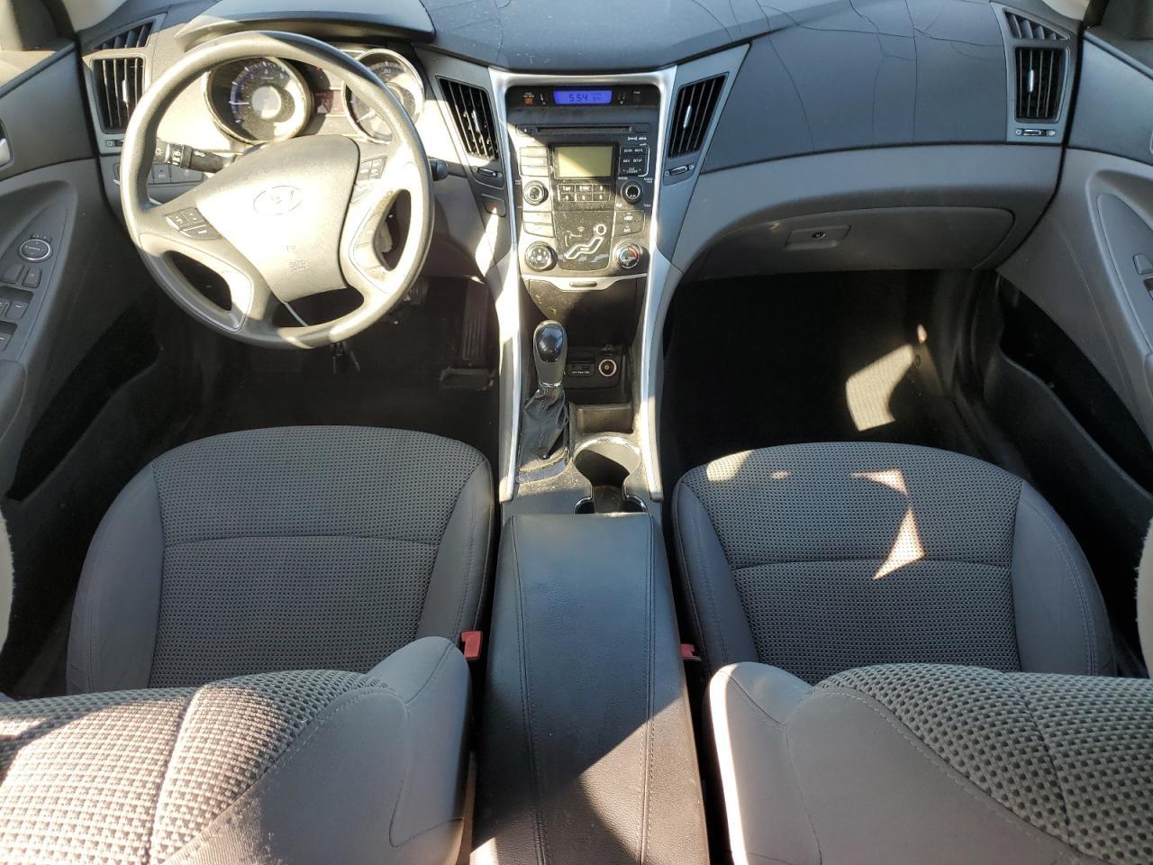 2011 HYUNDAI SONATA