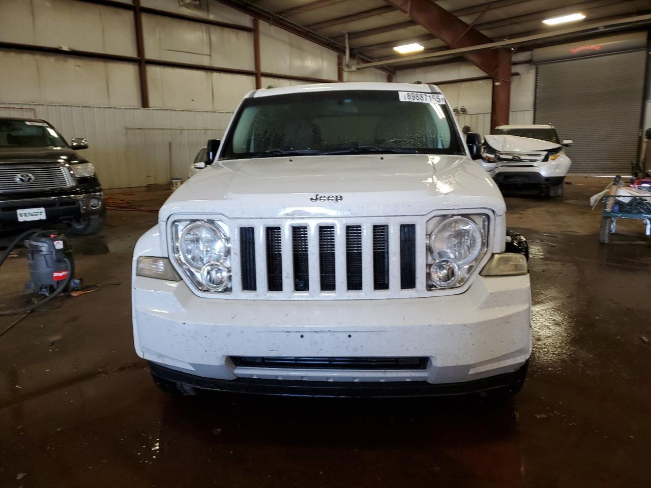 2011 JEEP Liberty