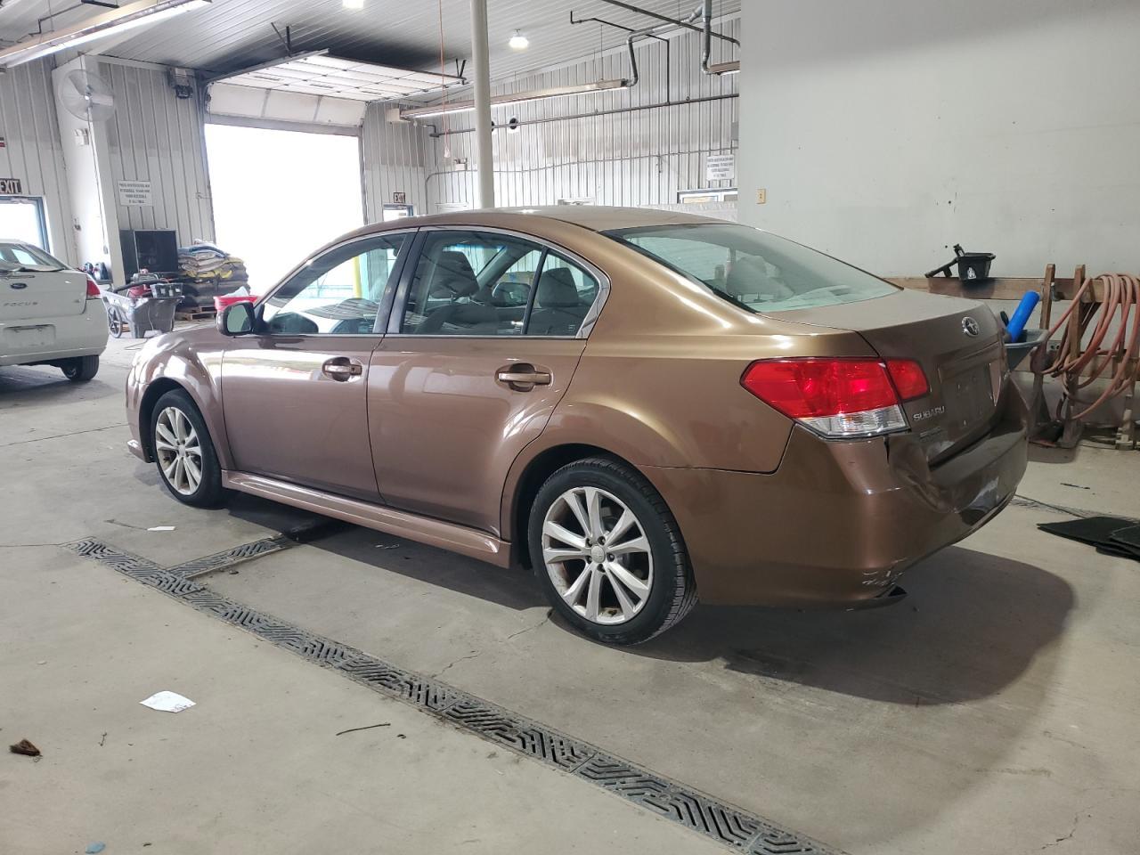 2013 SUBARU Legacy