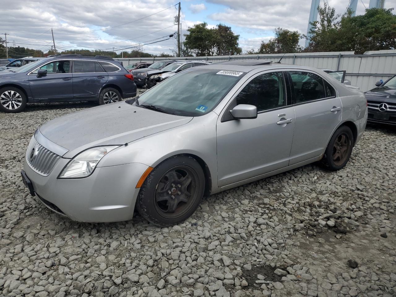 2010 MERCURY Milan