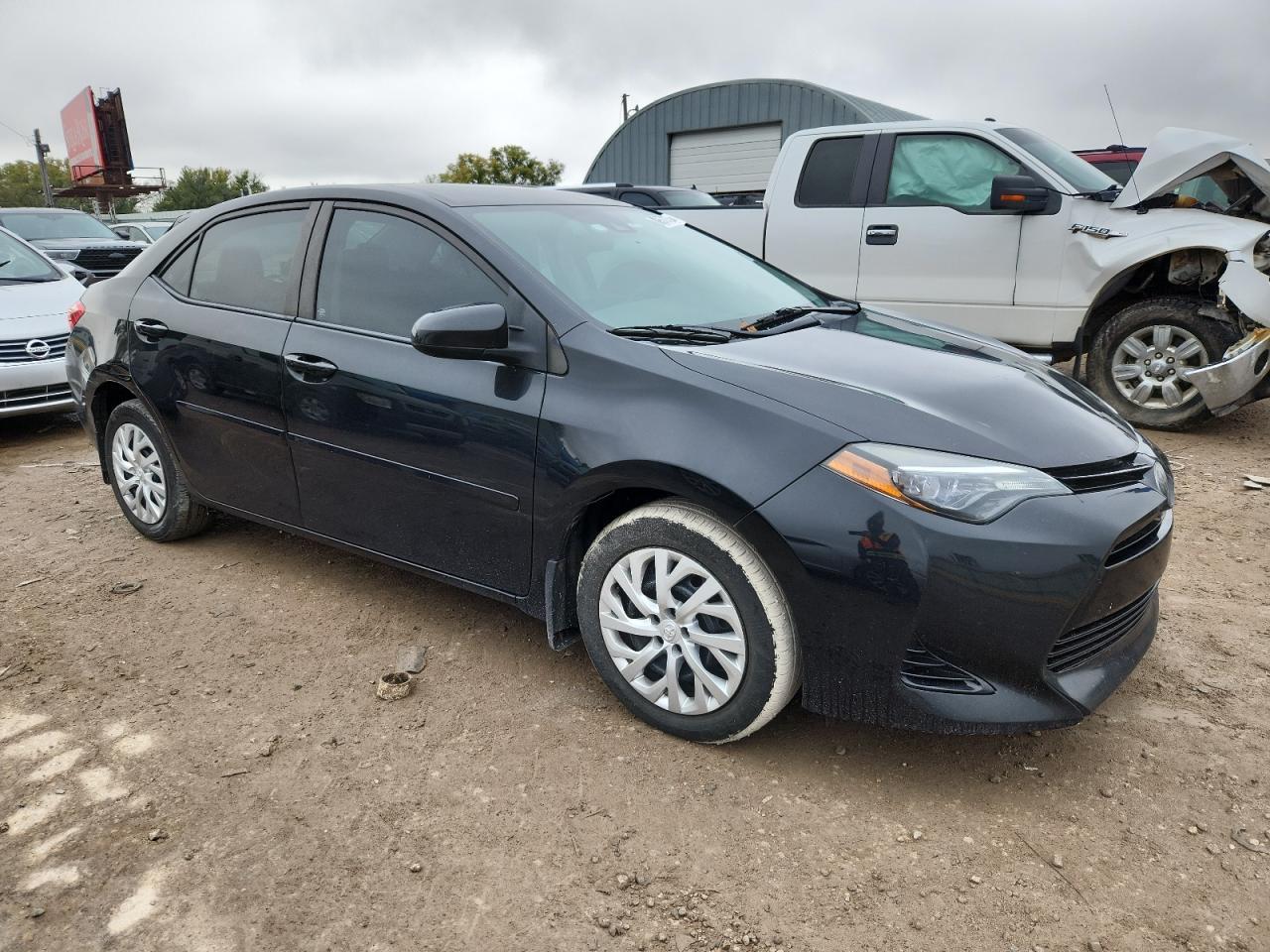 2018 TOYOTA COROLLA
