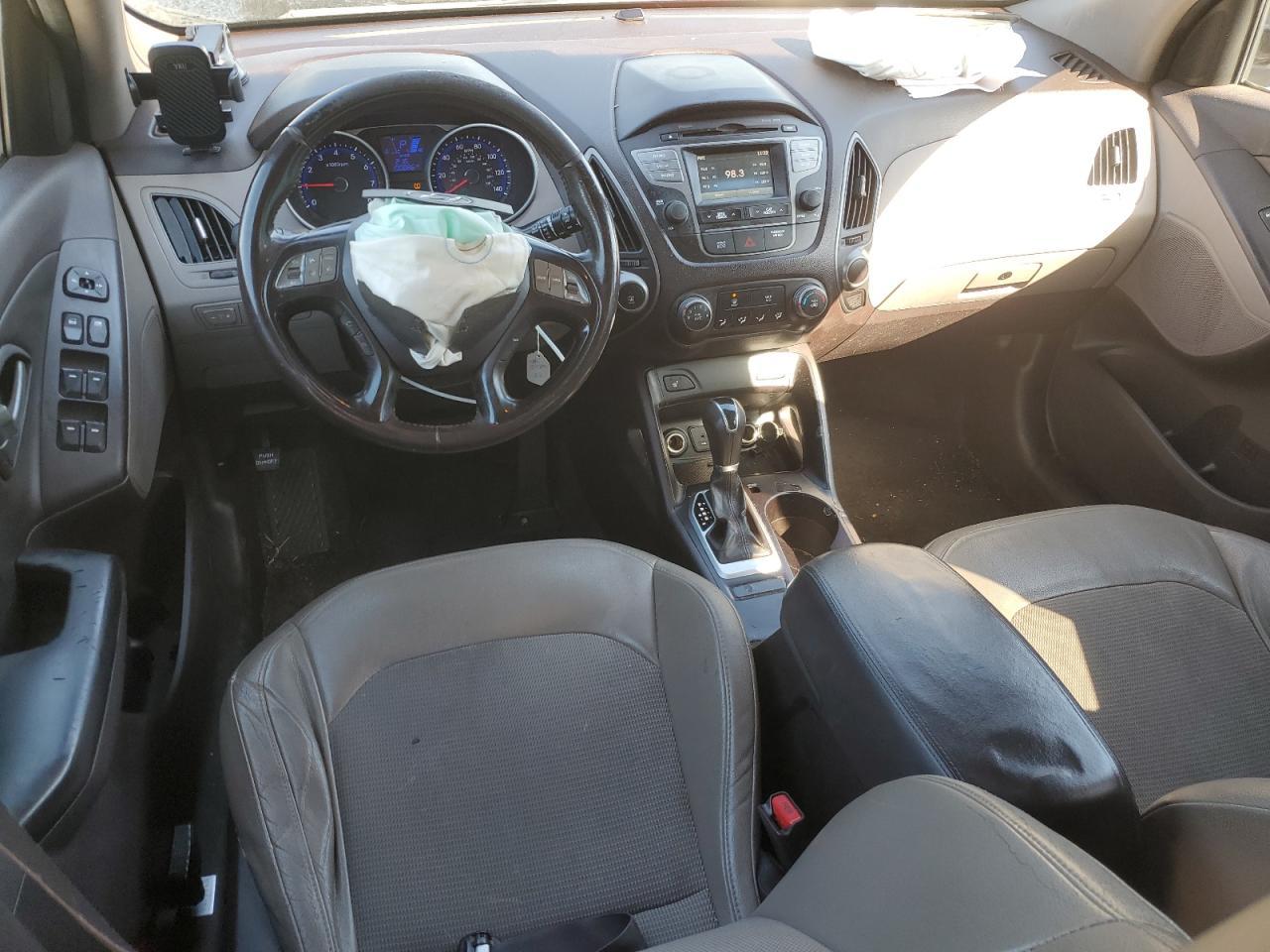 2015 HYUNDAI TUCSON