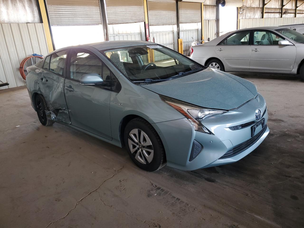 2017 TOYOTA PRIUS