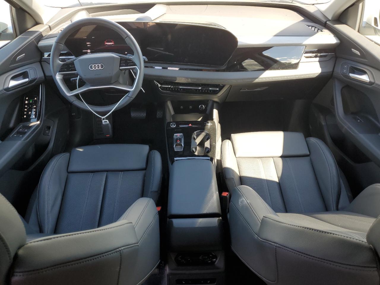 2025 AUDI Q6 e-tron