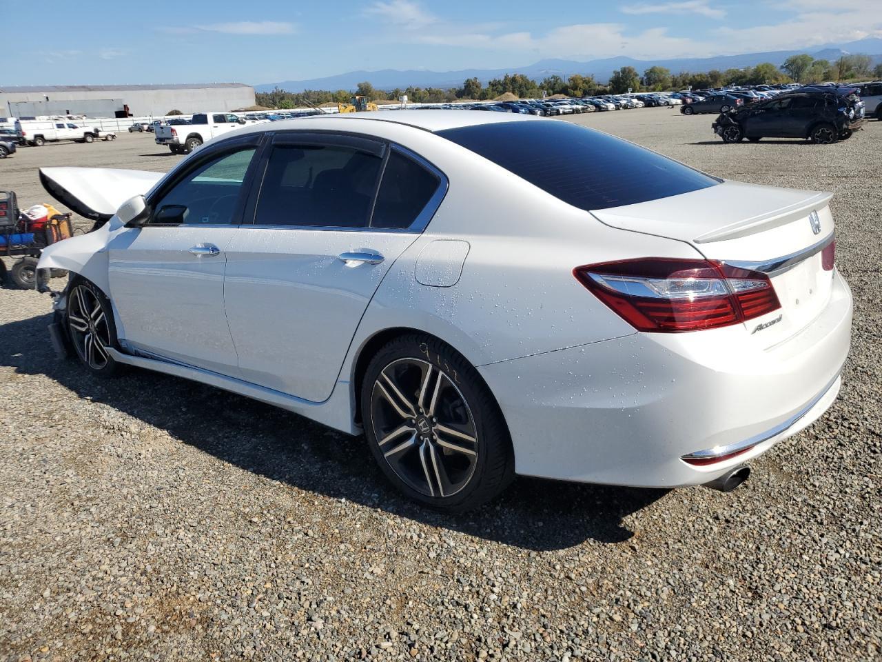 2016 HONDA ACCORD