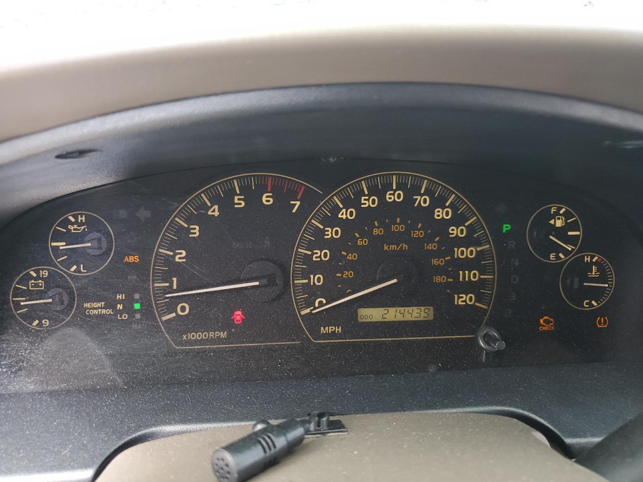 2006 TOYOTA Sequoia