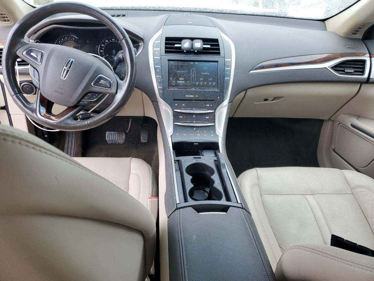 2016 LINCOLN MKZ