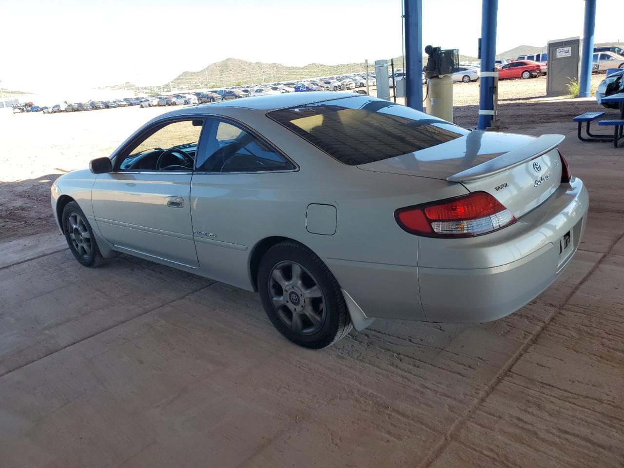 2001 TOYOTA CAMRY