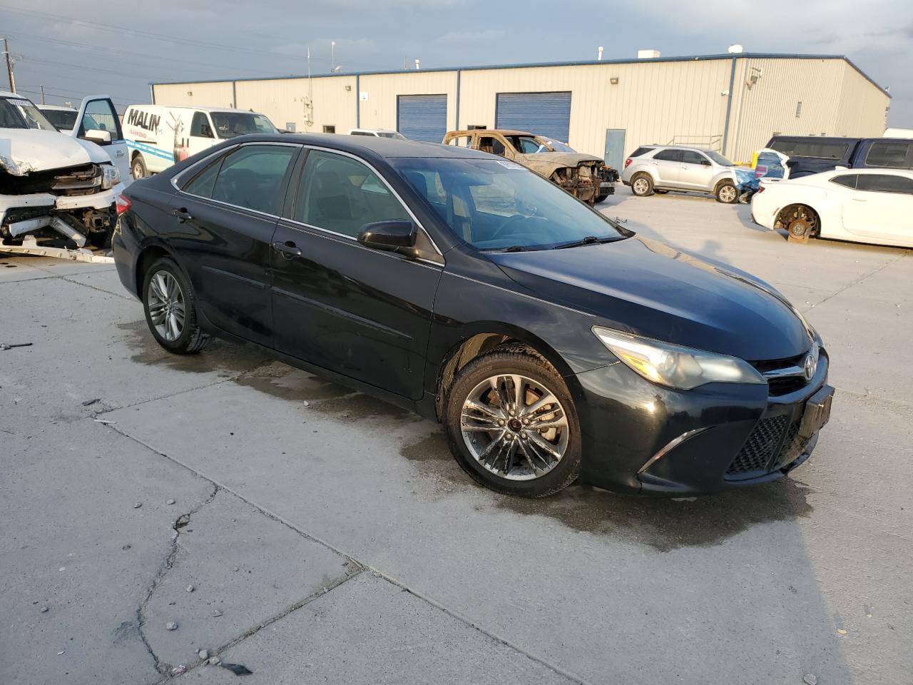2015 TOYOTA CAMRY