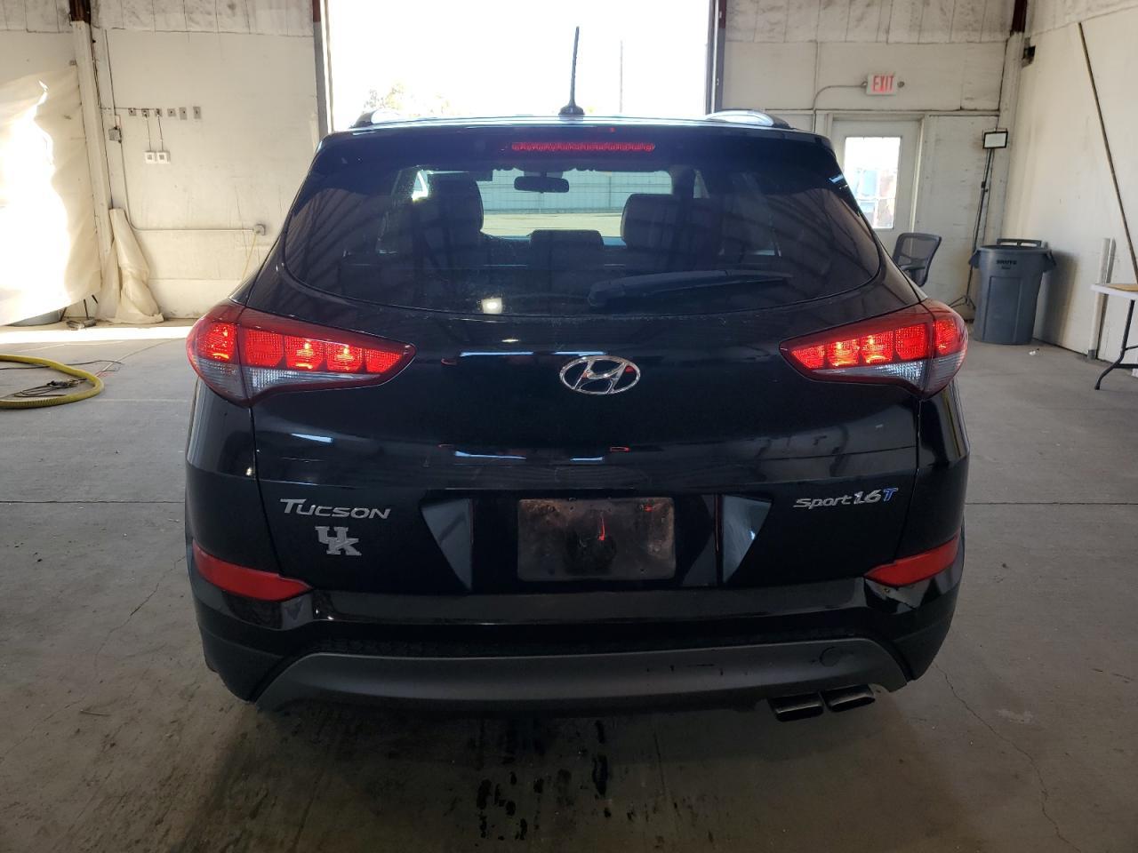 2016 HYUNDAI TUCSON