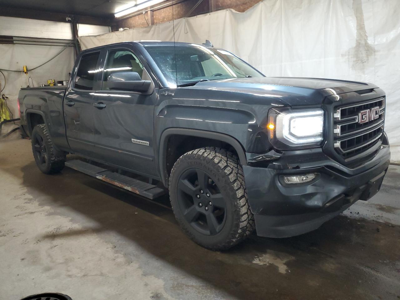 2017 GMC Sierra