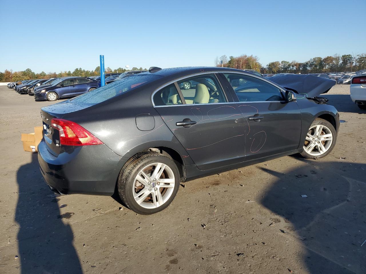 2015 VOLVO S60