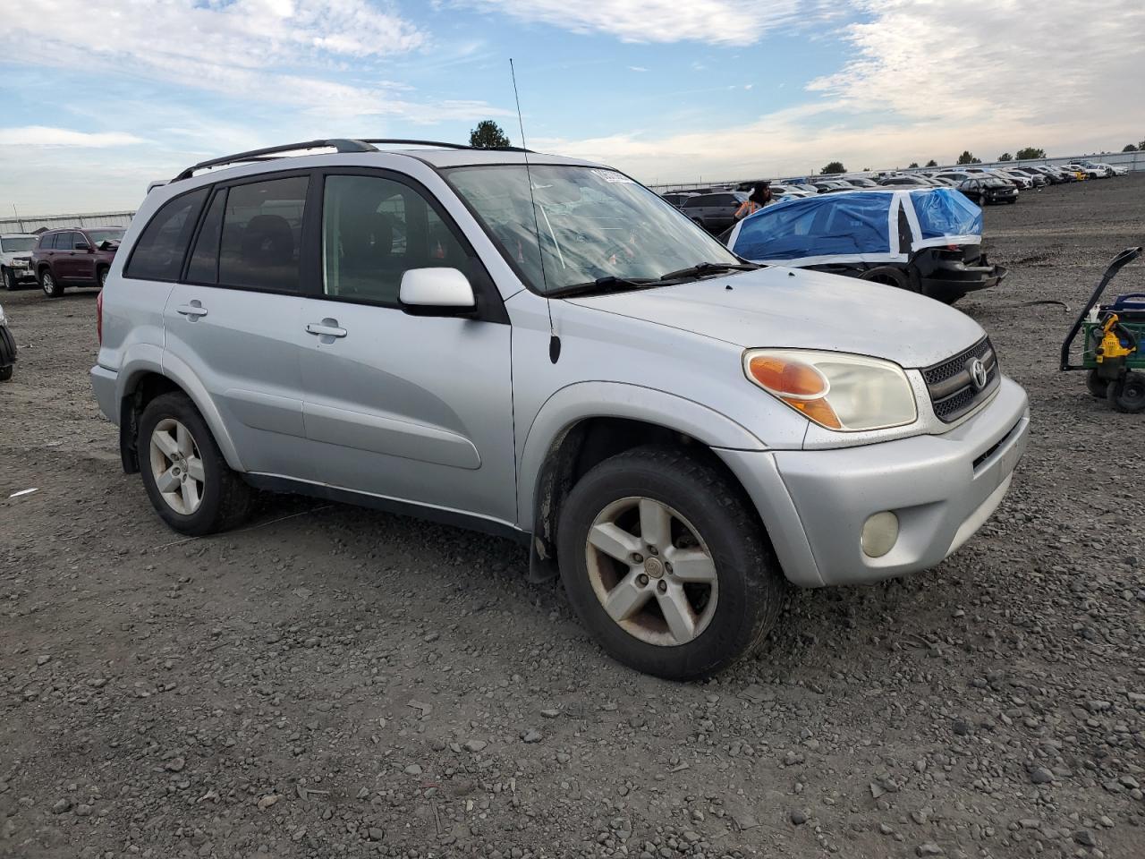 2004 TOYOTA RAV4