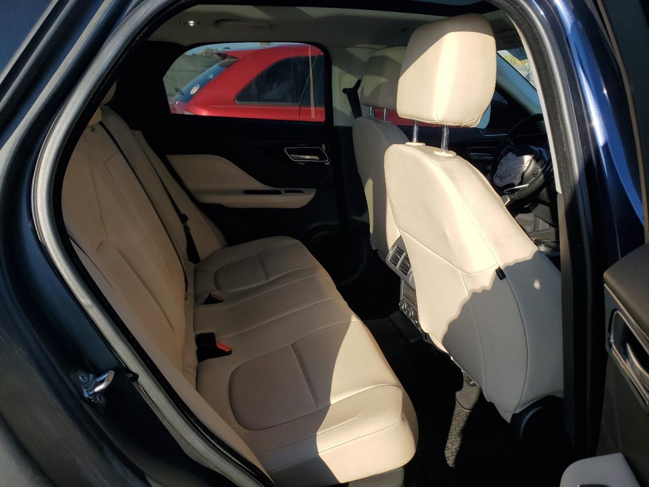 2017 JAGUAR F-Pace