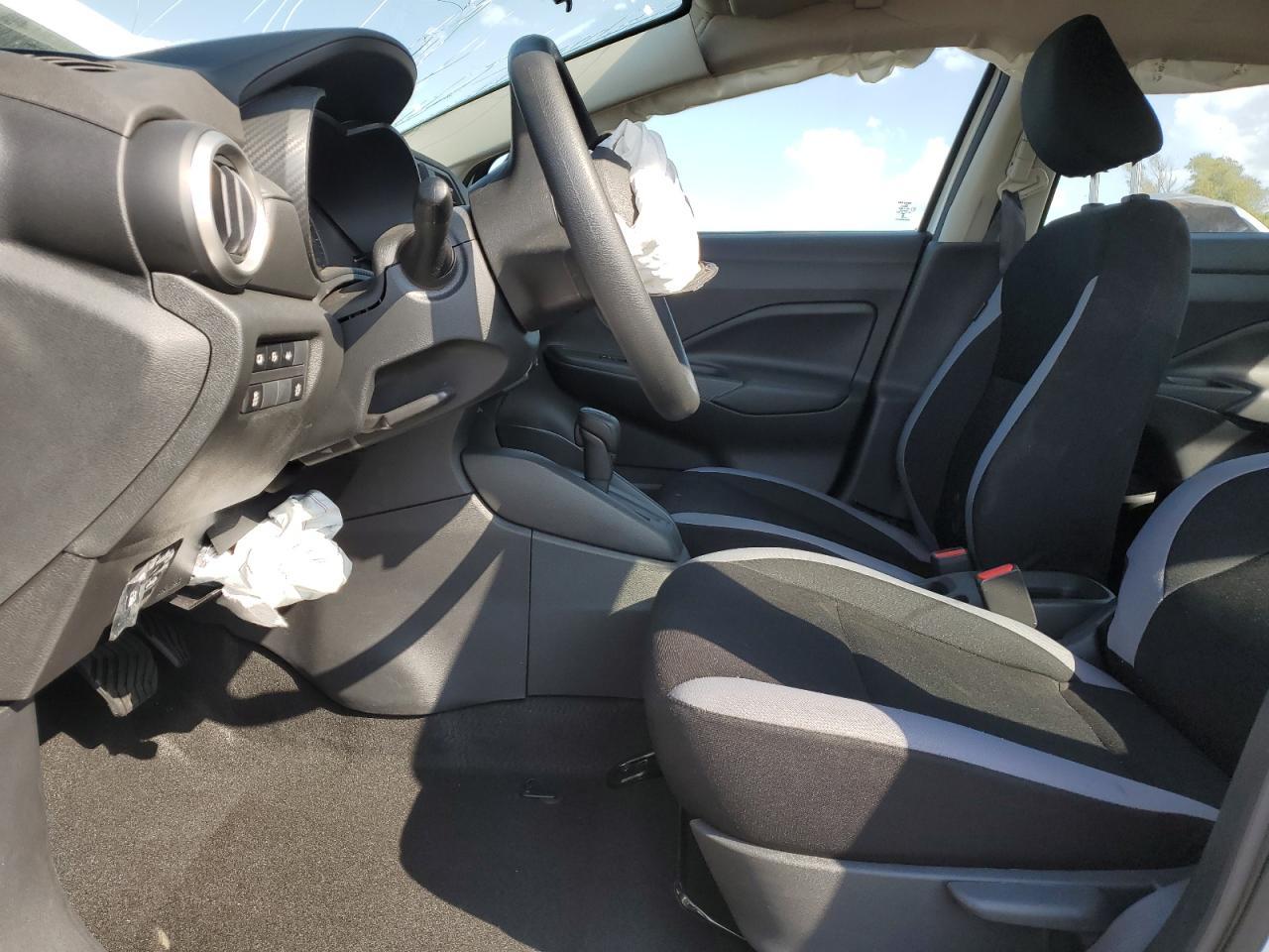 2025 NISSAN VERSA