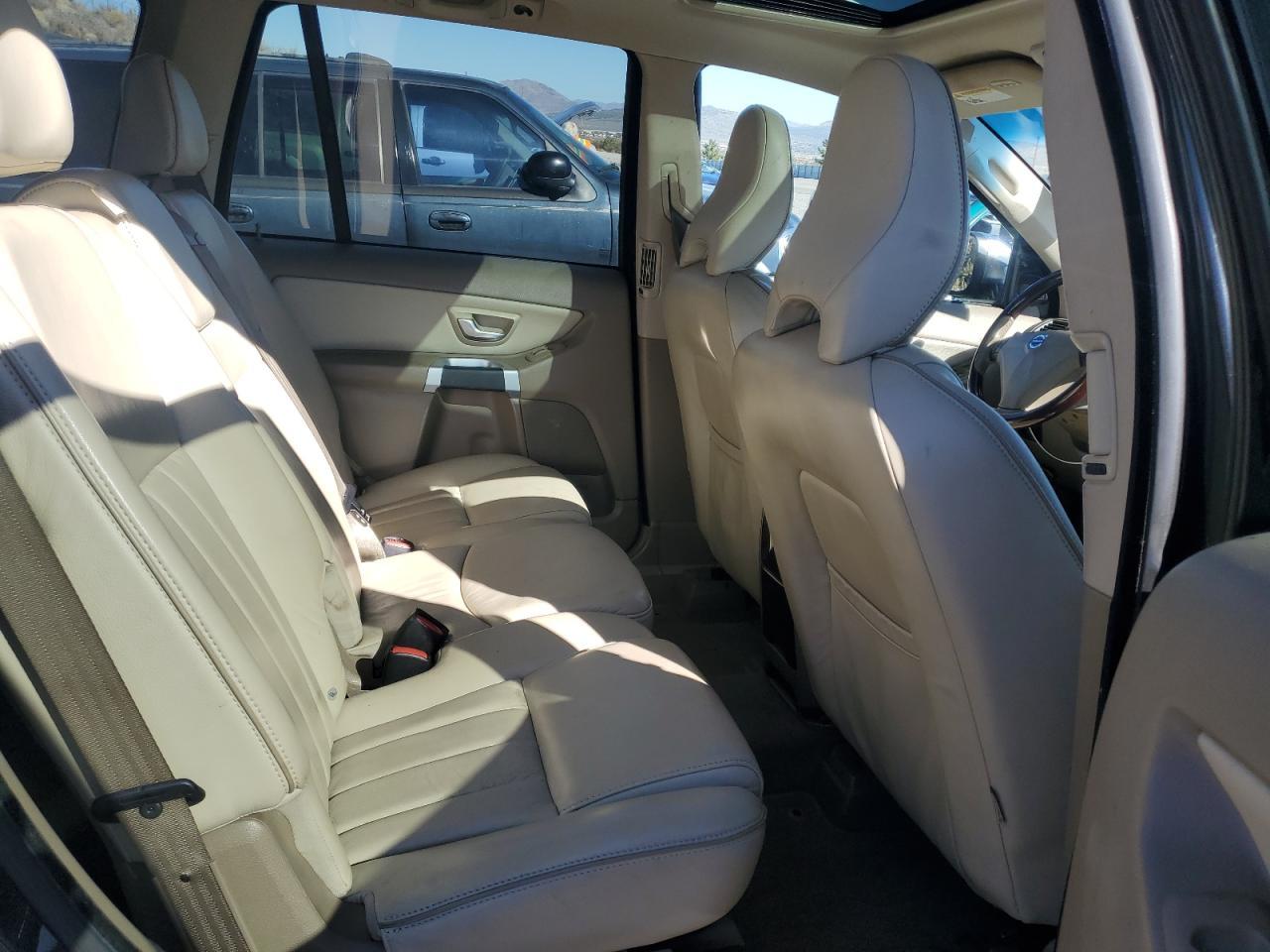 2013 VOLVO XC90