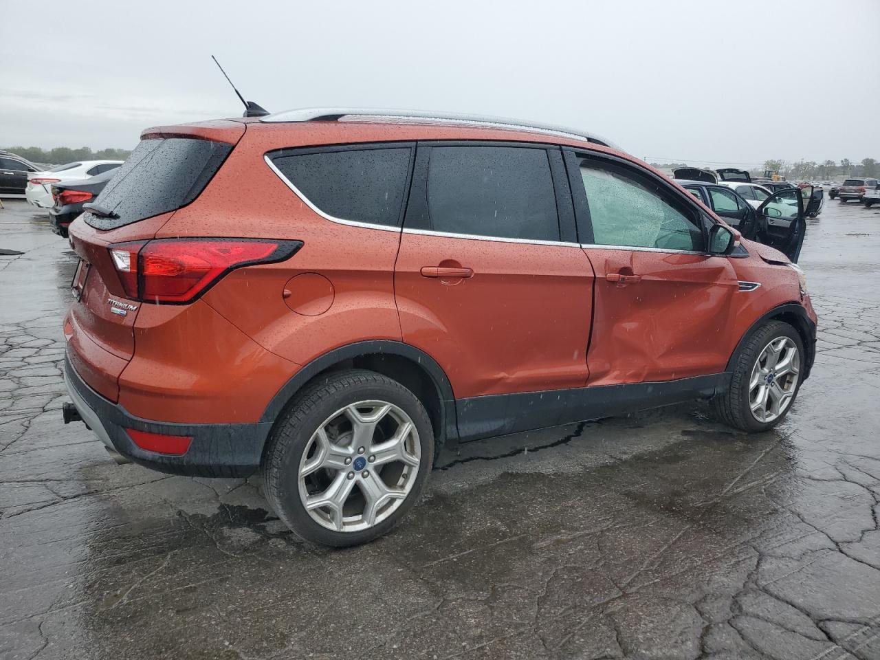 2019 FORD ESCAPE