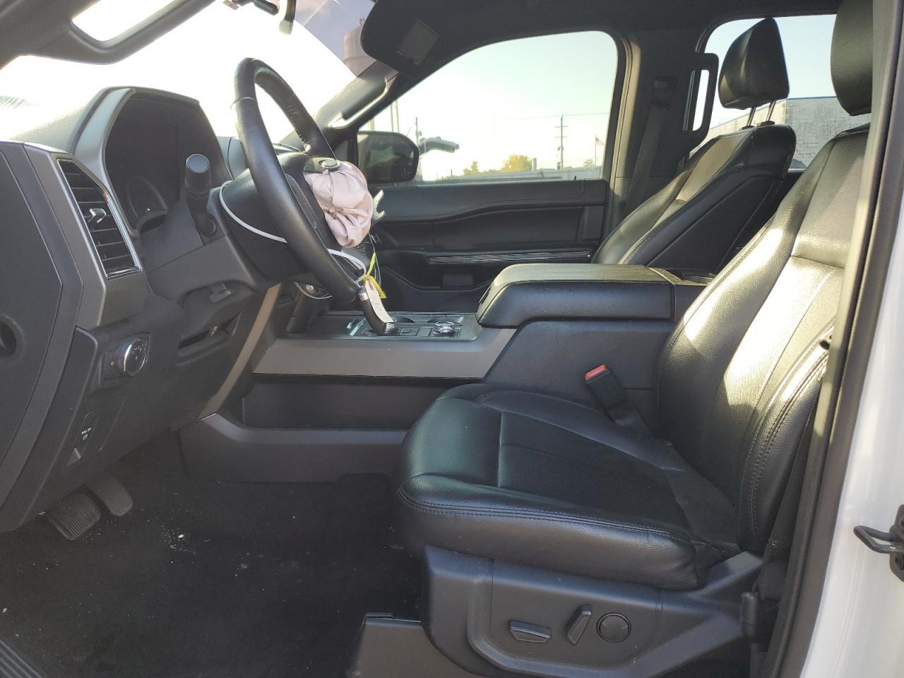 2021 FORD Expedition