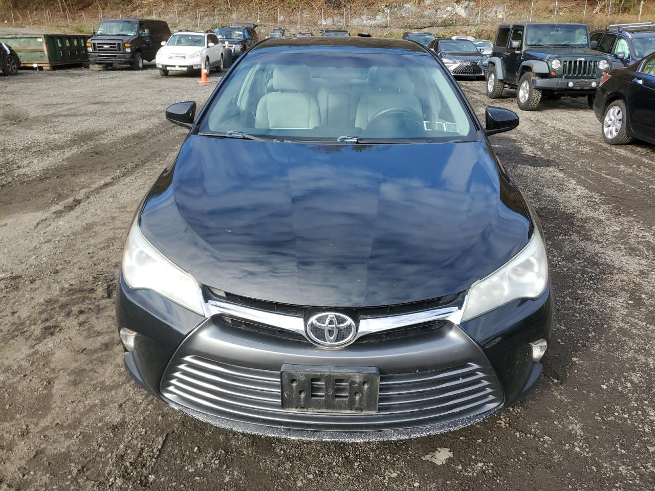 2016 TOYOTA CAMRY