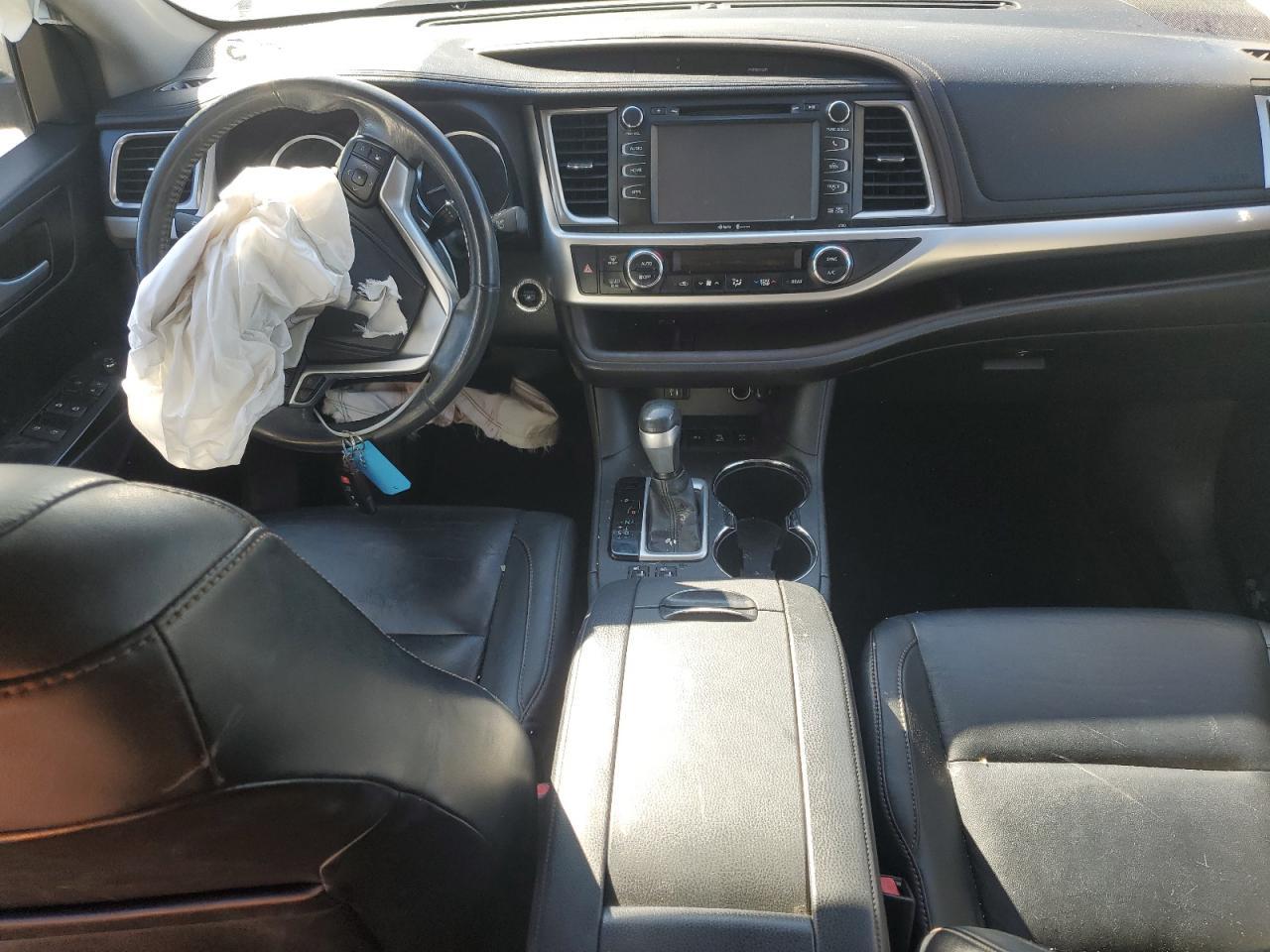 2014 TOYOTA HIGHLANDER