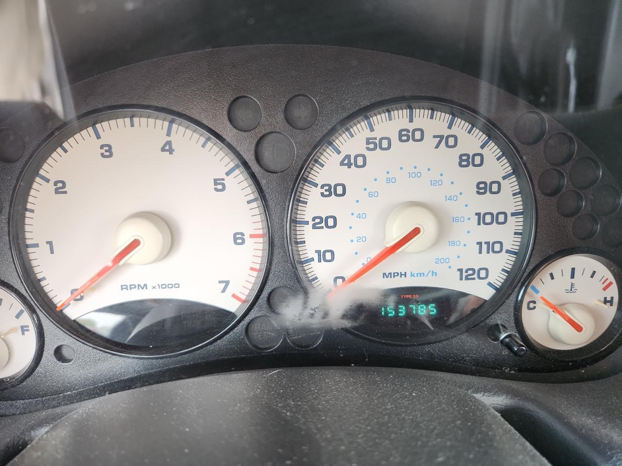 2004 JEEP Liberty
