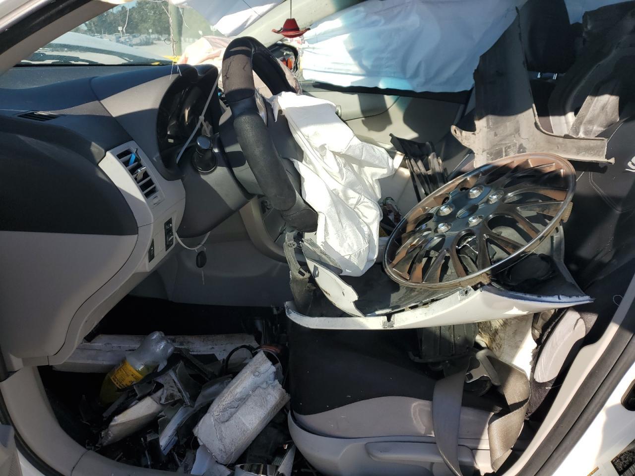 2011 TOYOTA COROLLA