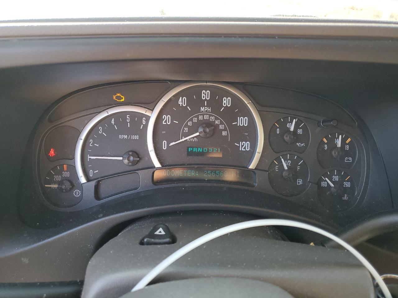 2004 CADILLAC ESCALADE