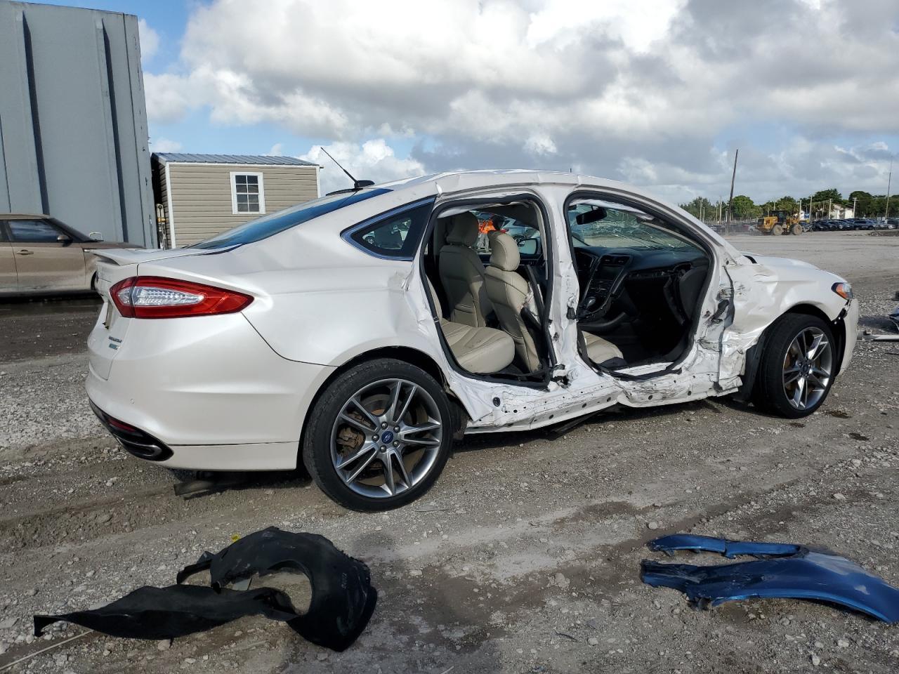 2016 FORD FUSION