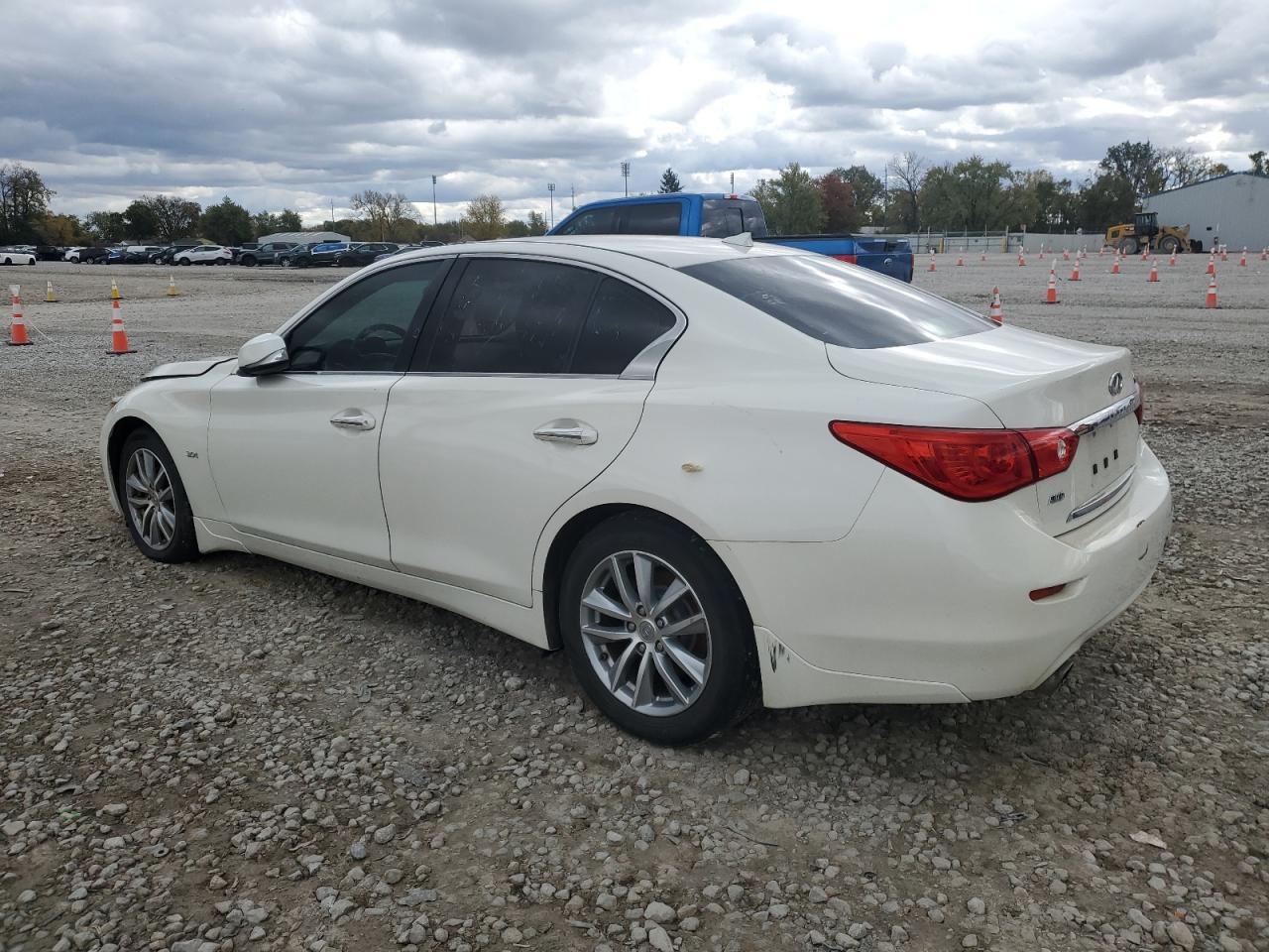 2016 INFINITI Q50