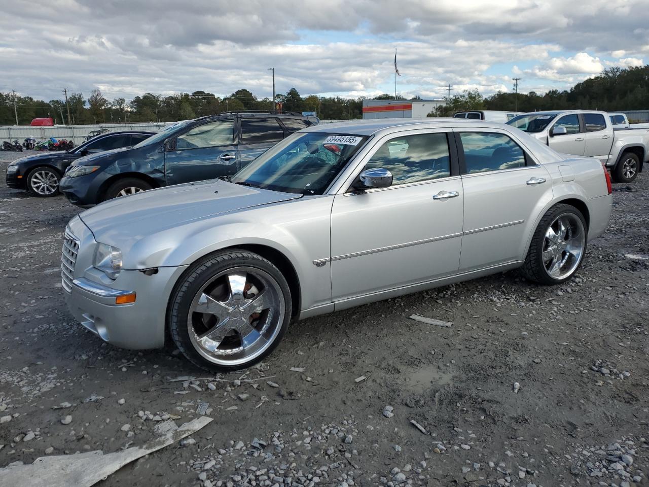 2005 CHRYSLER 300