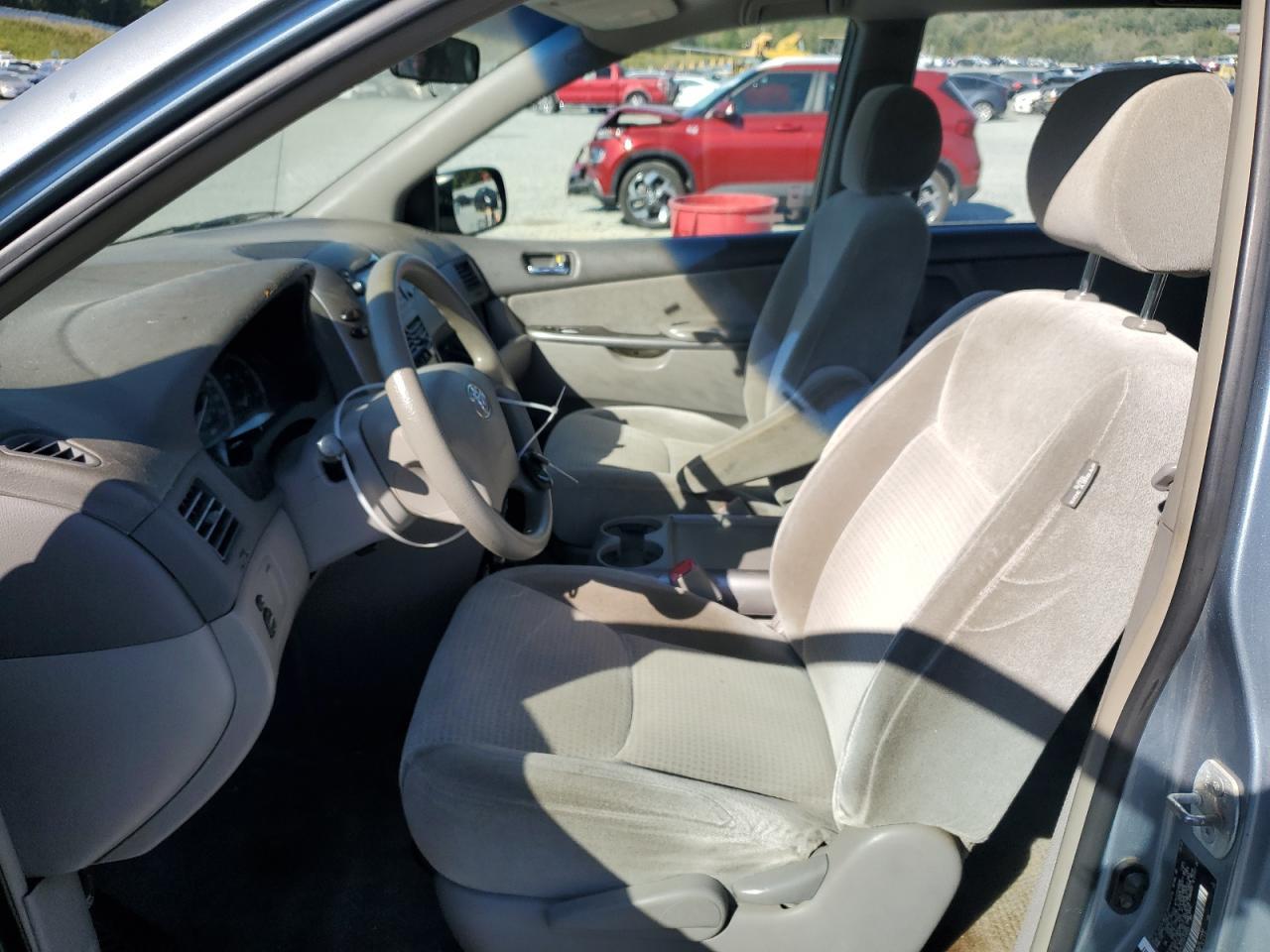 2006 TOYOTA SIENNA
